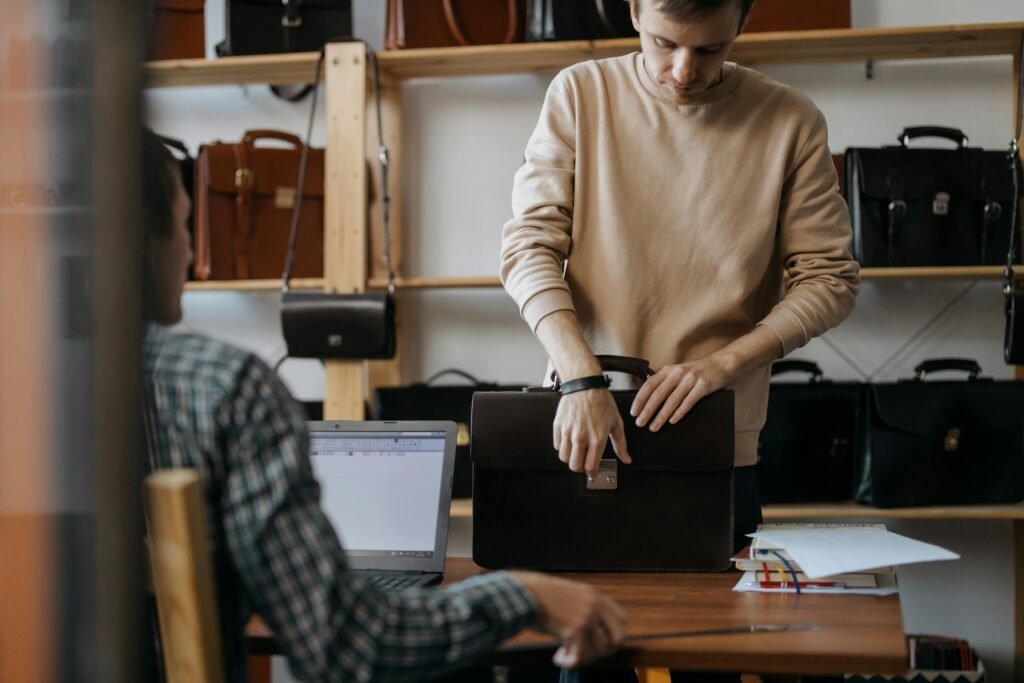 How to Choose the Best Small Business Suppliers for Cotton Tote Bags small business supplier selection cotton tote bags